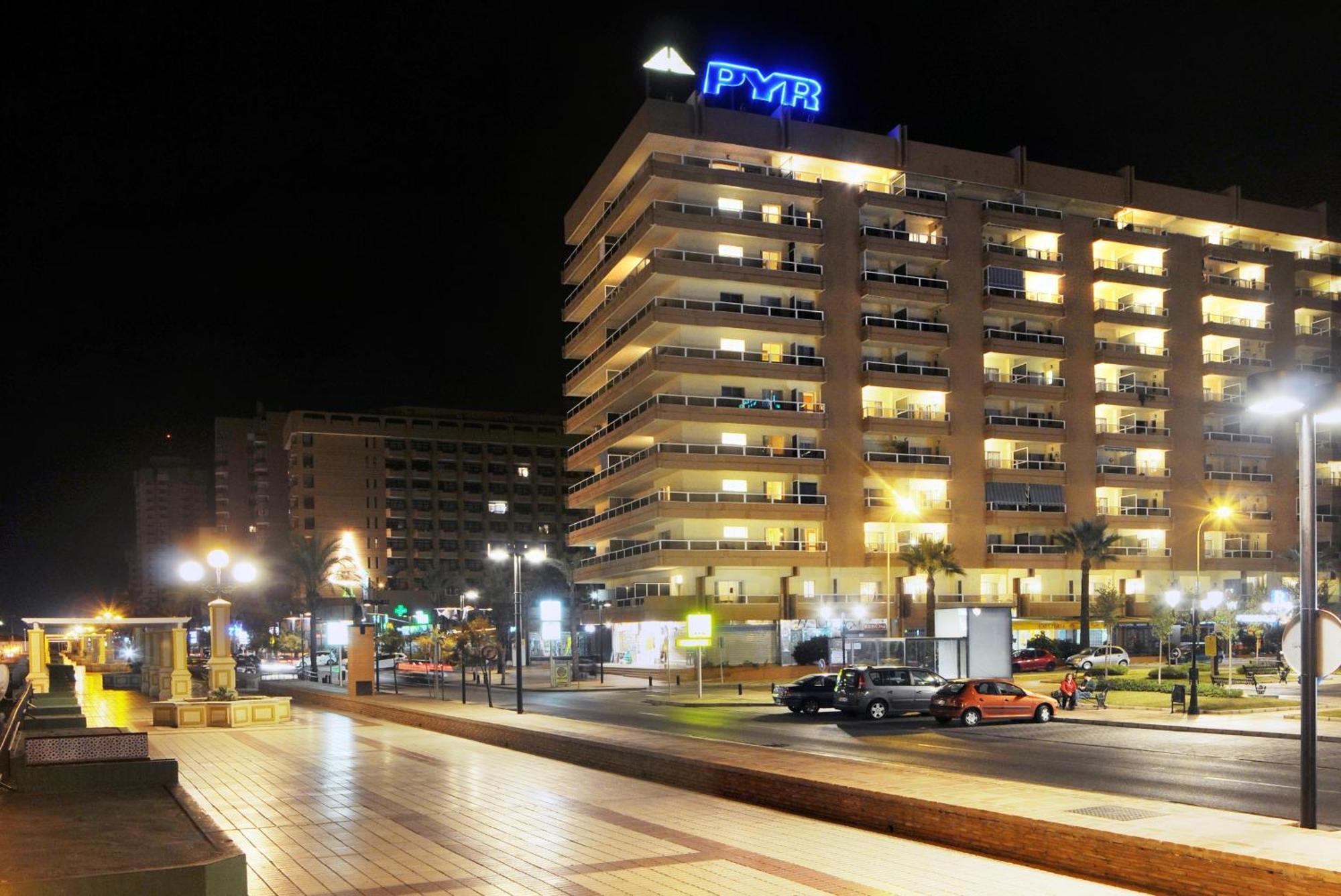Hotel Apartamentos Pyr Fuengirola Exterior photo